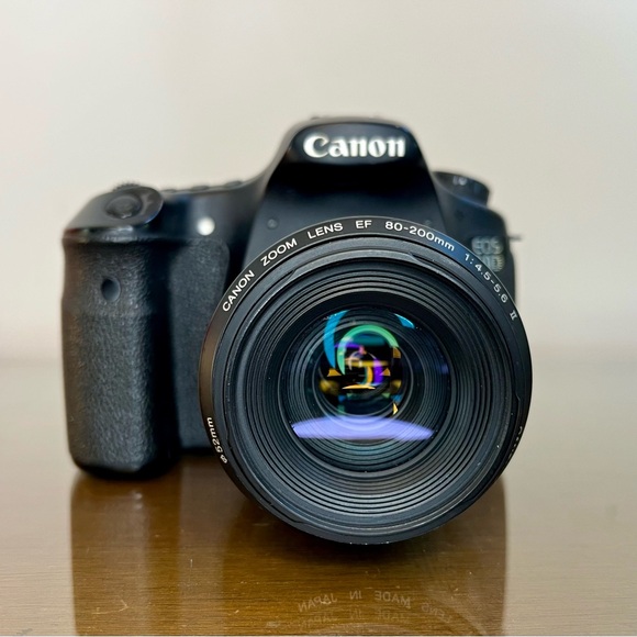 Canon EOS 60D Digital SLR Camera, Zoom Lens EF 80-200mm, 2-Batteries, Charger - Picture 3 of 17